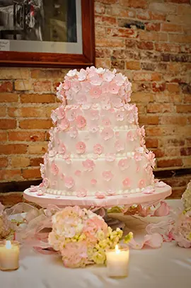 photo of wedding cake